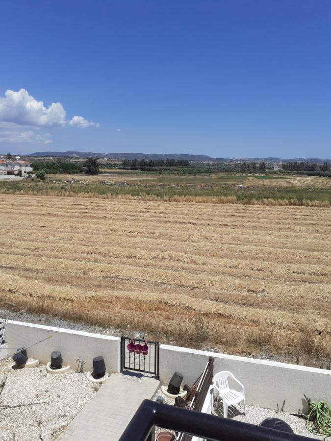 Beautiful 2-Bed House In Mandria Paphos Vila Exterior foto